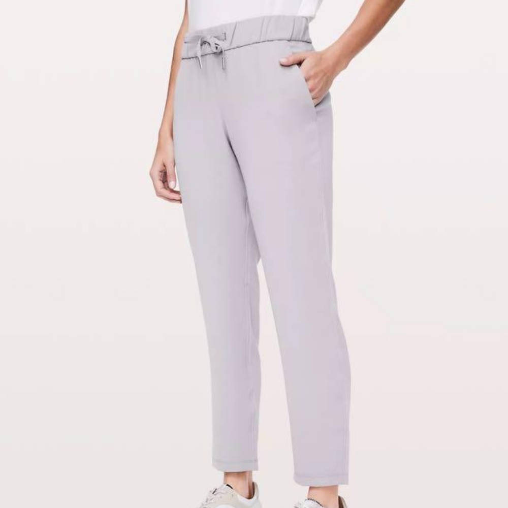 Lululemon on the Fly 7/8 Pant woven